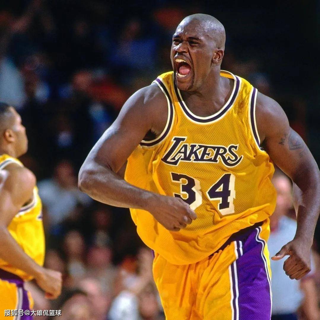 罗马诺：曼联新援奥罗斯科将在未来几天抵达英国完成转会流程