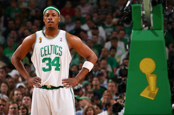 斯卢茨基：这是于汉超生涯最后一场比赛，明年加入申花教练组