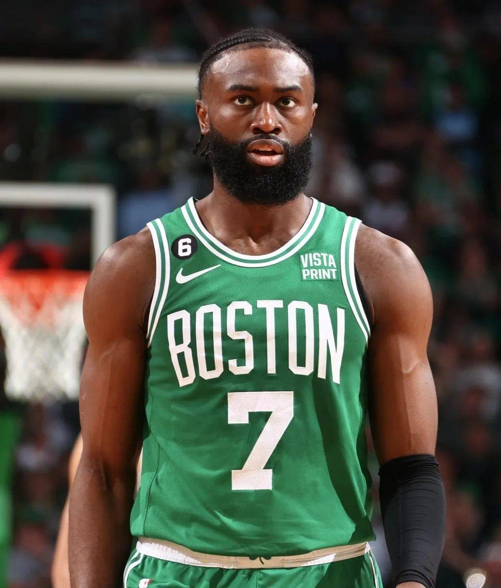 阿贾·威尔逊：阿德巴约训练中用NBA强度防守，有时我会急