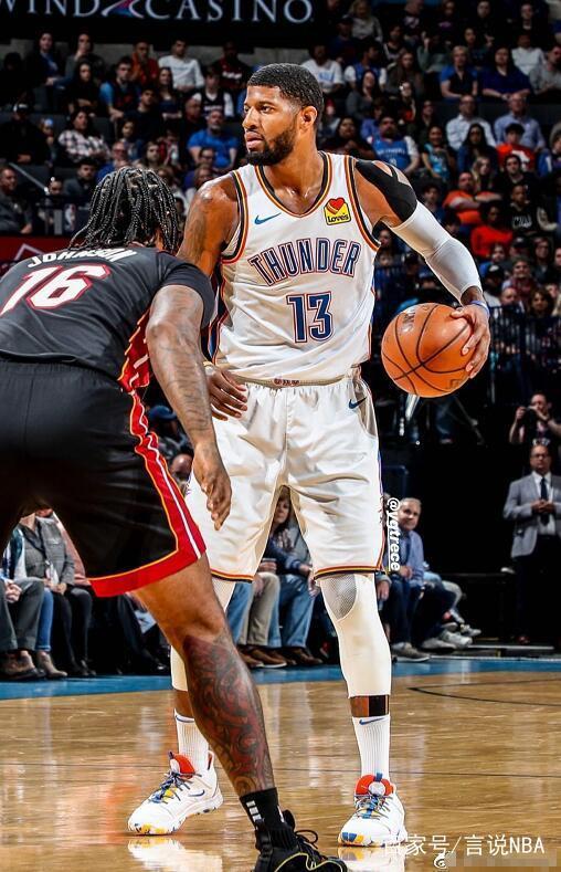 亚马尔送制胜助攻后染黄，无缘下一轮对阵布拉格斯拉维亚的欧冠