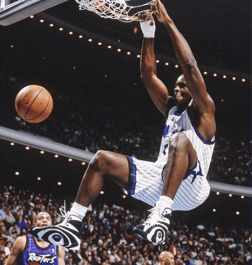 祝贺！梅西斩获第47个冠军，美职联总决赛：迈阿密国际3-1温哥华