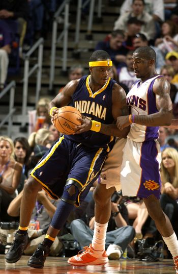 NBA掘金与凯尔特人鏖战三加时，比赛悬念十足