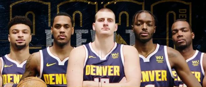 官方：德利赫特力压B费和阿马德，当选曼联11月最佳球员